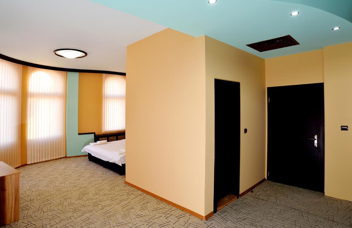Hotel Cascade 2*